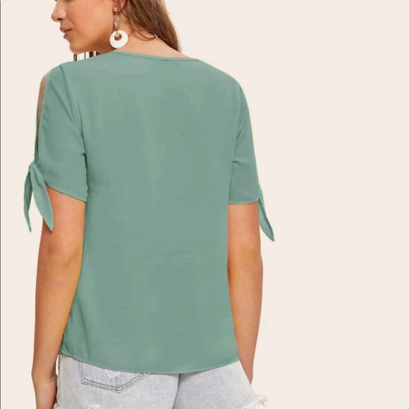 NEW! Short Sleeve Teal Top with cut out tie sleeves. Business Attire Casual Top - Picture 2 of 4